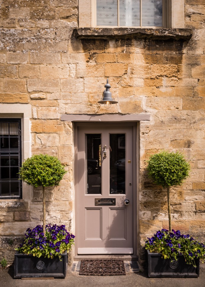 Luxury self-catering cottage, Burford