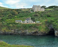 The Lookout, Port Quin